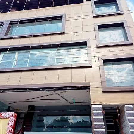Hotel Citrus Lucknow Ngoại thất bức ảnh